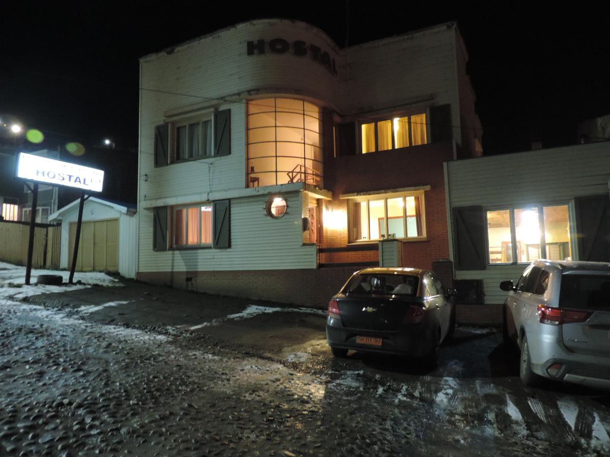Hostal Oro Fueguino Punta Arenas Exterior photo